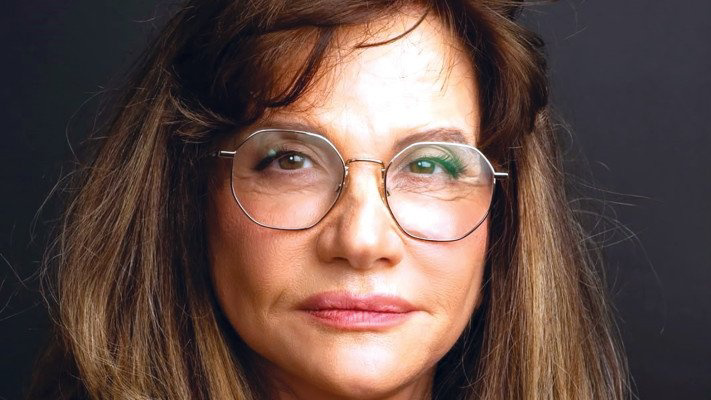 «يرى نفسه أذكى من الجميع».. مستشارة نتنياهو السابقة تكشف أسرار ة